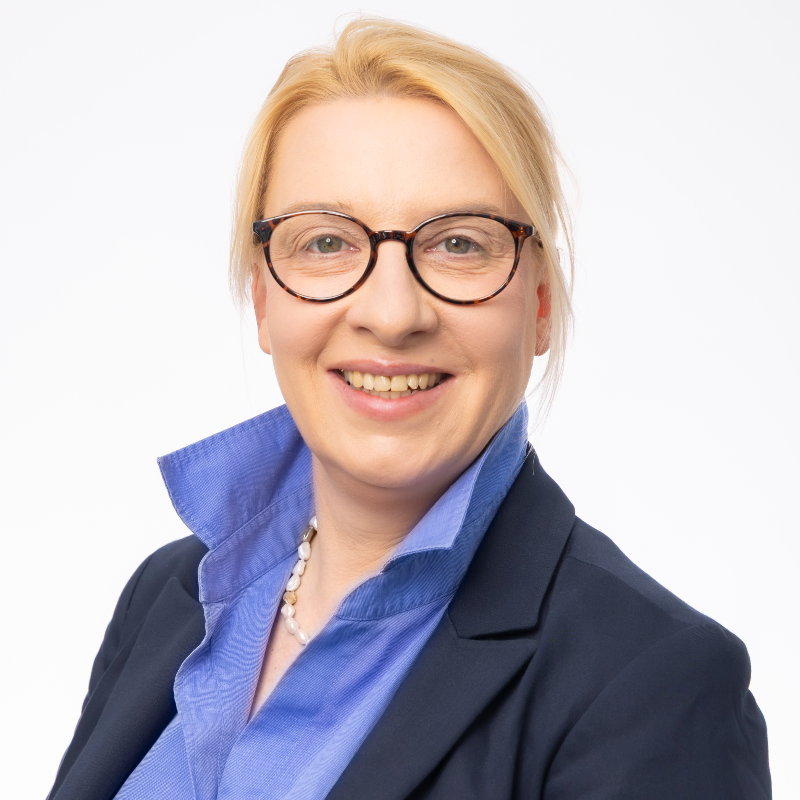  Gesine Vo�